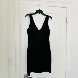 Pre loved Aritzia Wilfred free black jones dress Size M in excellent condition